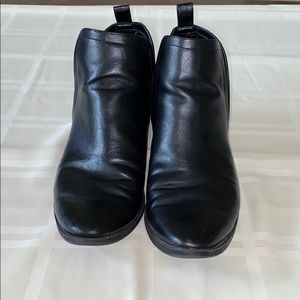 Merona Black ankle boots